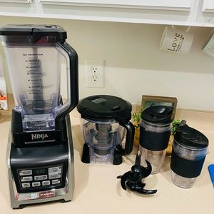 Ninja kitchen Auto IQ blender system
